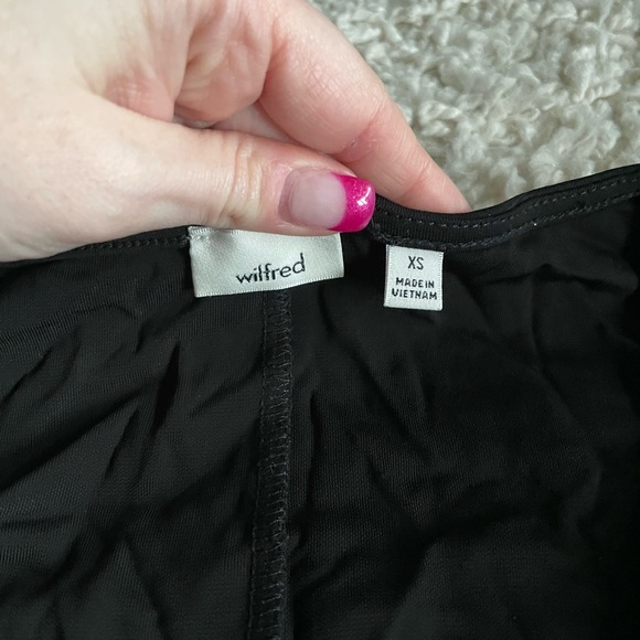 $145 BLACK NWT HOST PICK Wilfred Aveyron MIDI Dress Slit Ruched XS - Picture 4 of 4